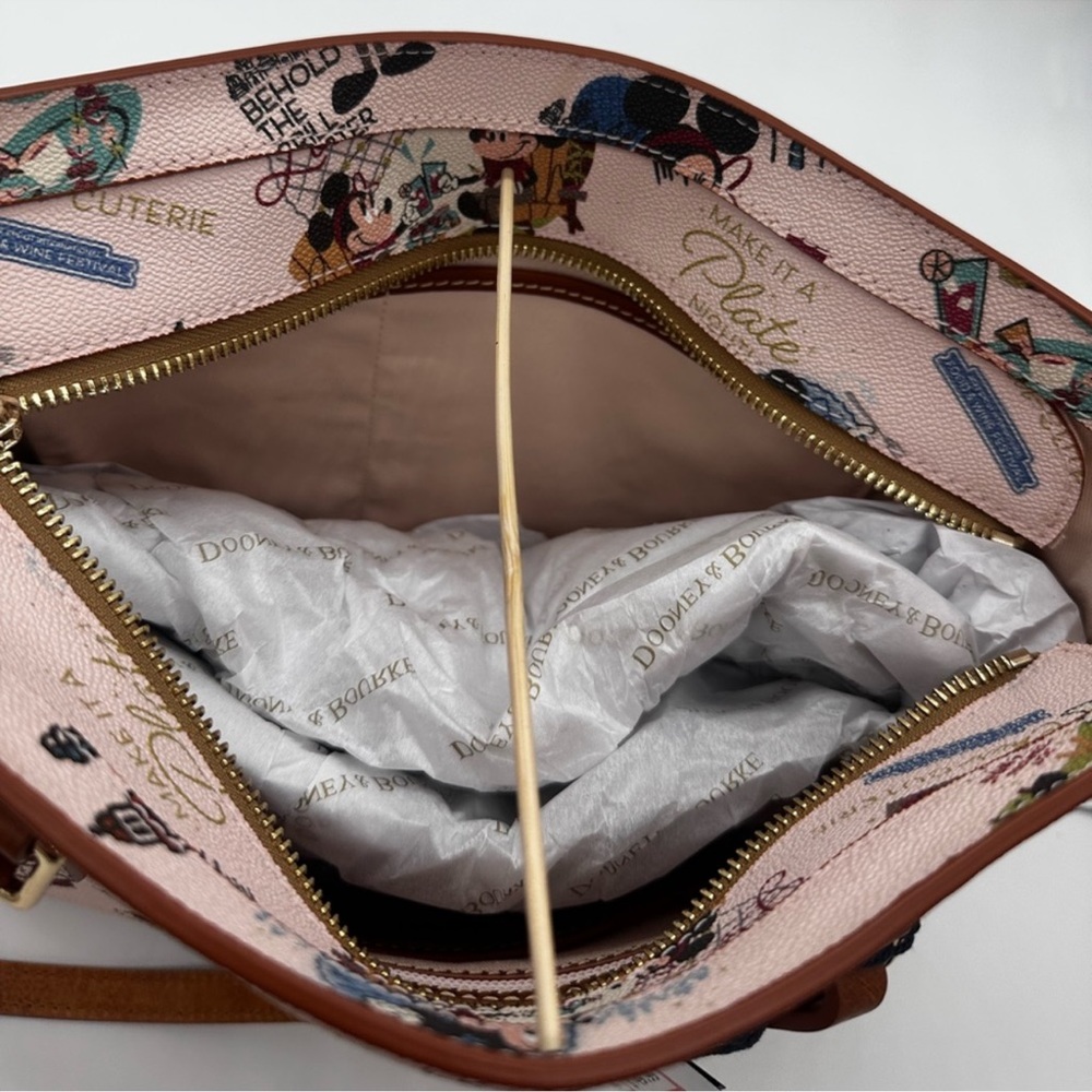 Mickey and Minnie Mouse Dooney & Bourke Tote Bag - Picture 11 of 12